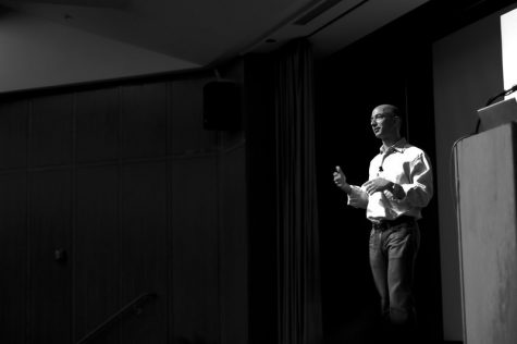 Jeff Bezos answers questions at Startup School by ptufts is licensed under CC BY-NC 2.0