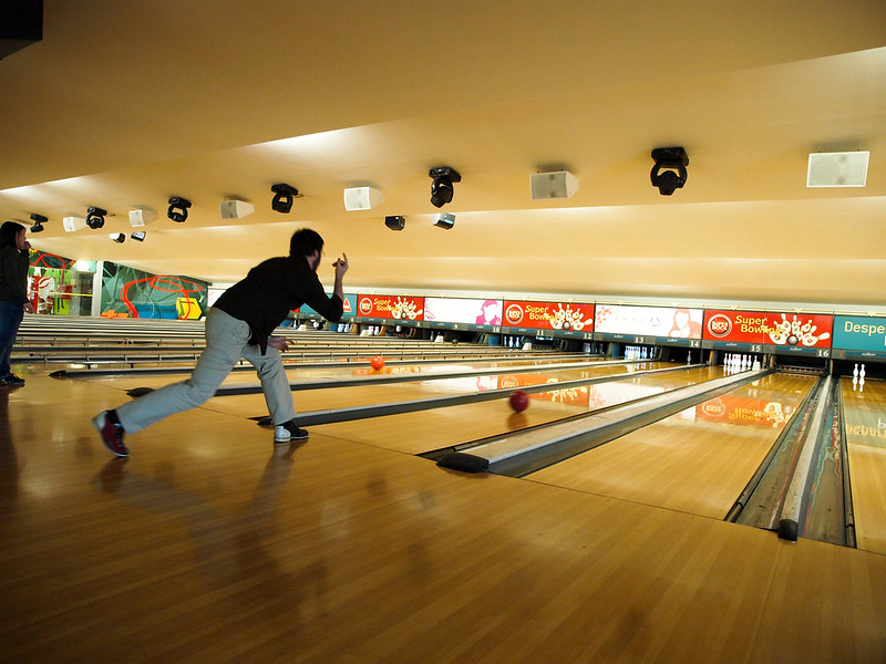 strike bowling