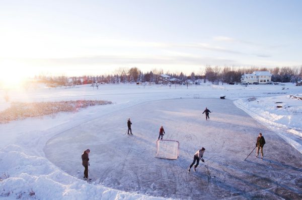 Navigation to Story: How To Play Ice Hockey